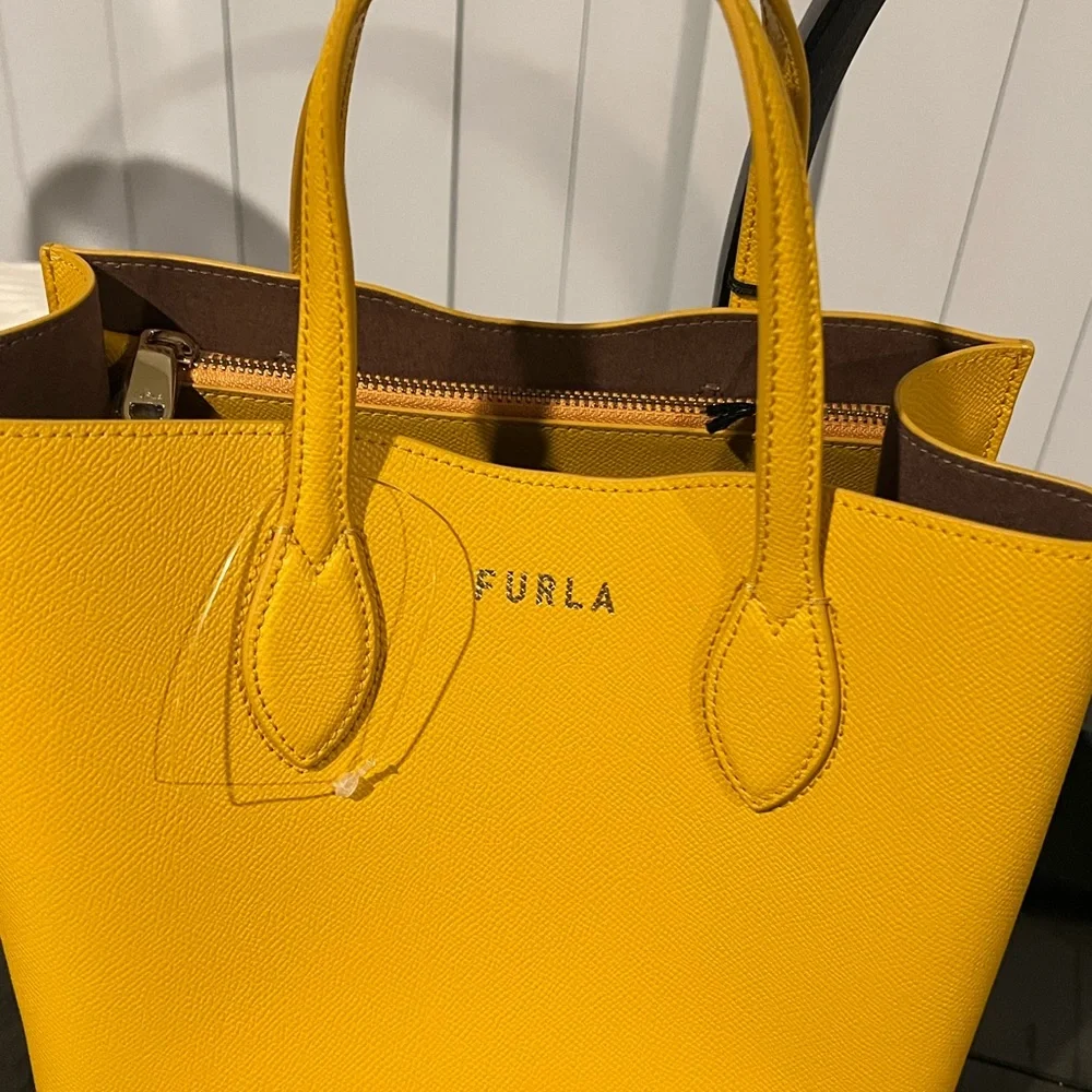 Furla bag - Picture 3 of 5